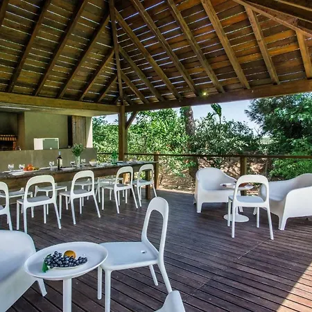 Villa Sleeps 12 Pool Air Con Wifi